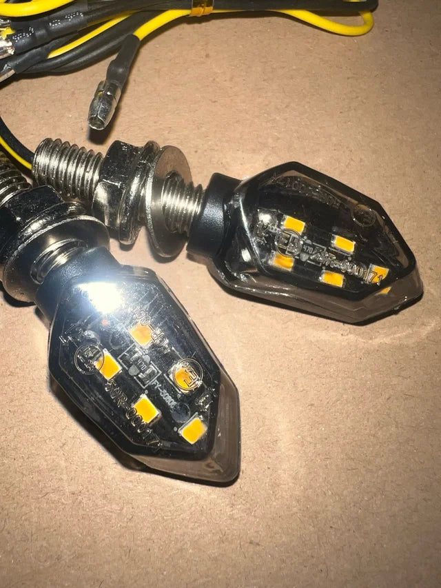 4 Intermitentes LED Homologados Nuevos